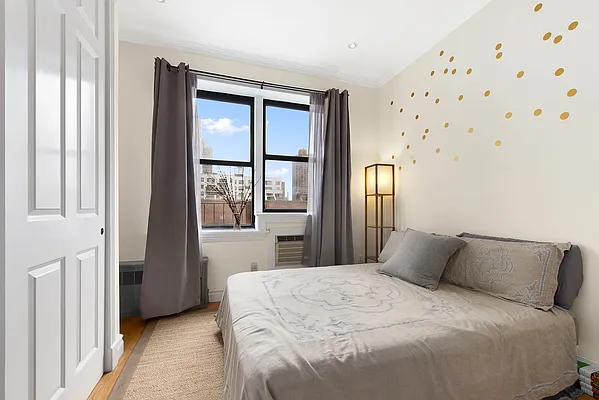 Rented by Compass | media 2
