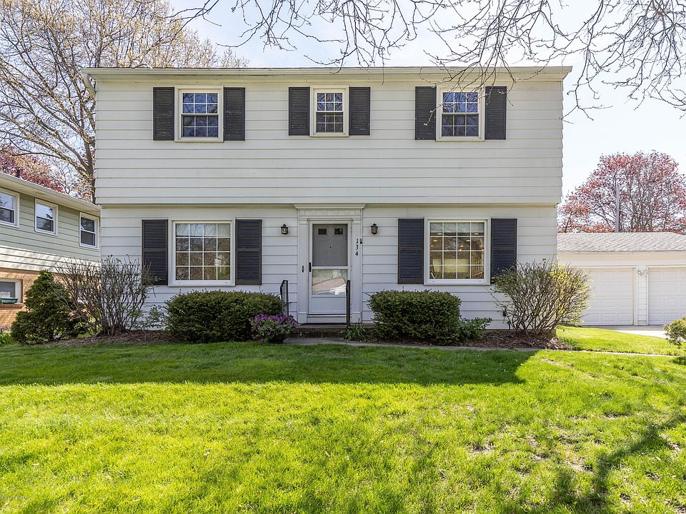 1st image of 134 Kenberry Dr