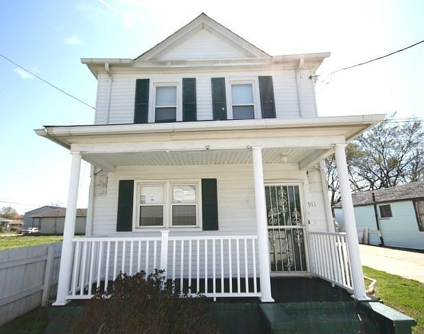 1st image of 911 Coolidge St