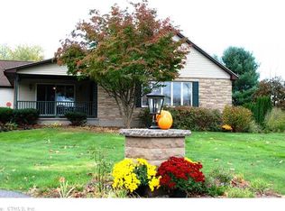 12 Cornfield Ln, Enfield, CT 06082