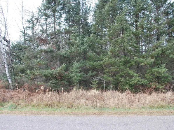 8 On Old Rd, Crandon, WI 54520