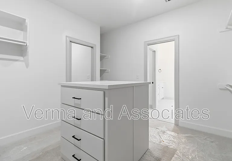 1240 Mammoth St — Photo 18