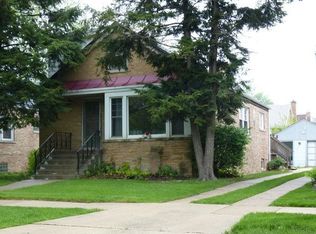 9044 W Forestview Dr, North Riverside, IL 60546