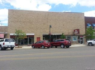 122 N Saginaw St, Durand, MI 48429