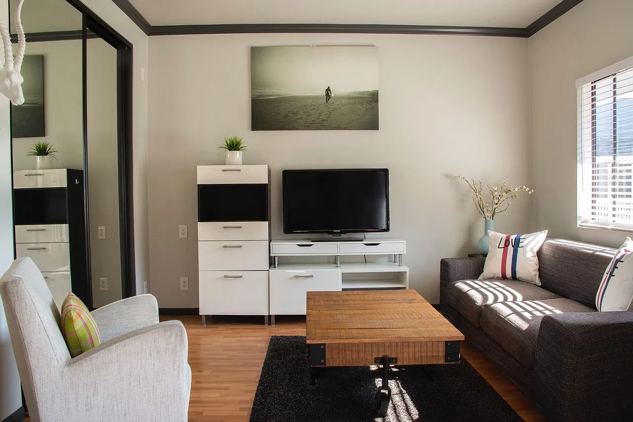 Studio, $1,800 — Photo 1