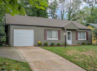 3232 W Coleman Rd, Kansas City, MO 64111