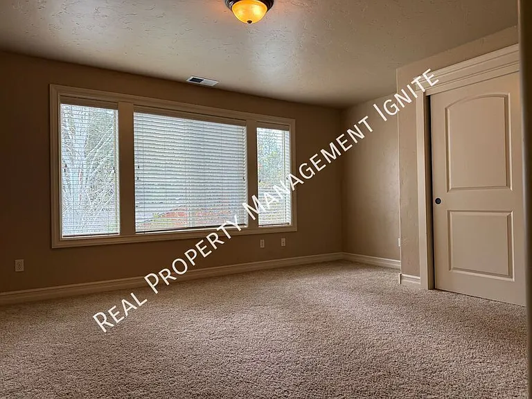 20071 Calvin Way — Photo 21