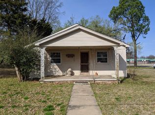 702 S Garfield Ave, Wagoner, OK 74467