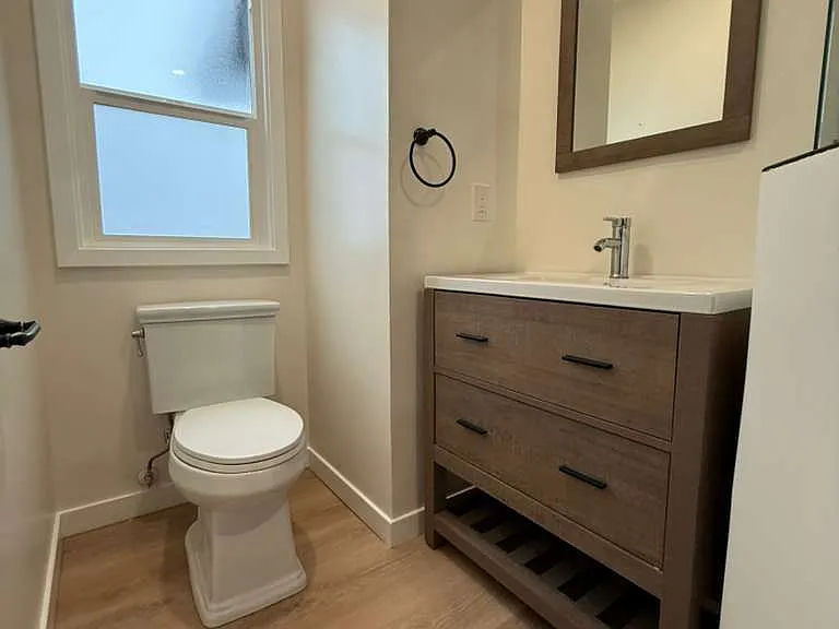 5228 Tilden Ave — Photo 4