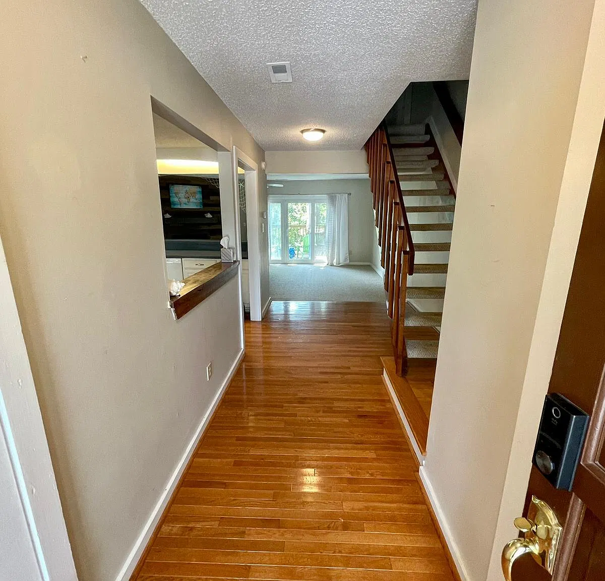 2561 Cove Point Pl — Photo 2