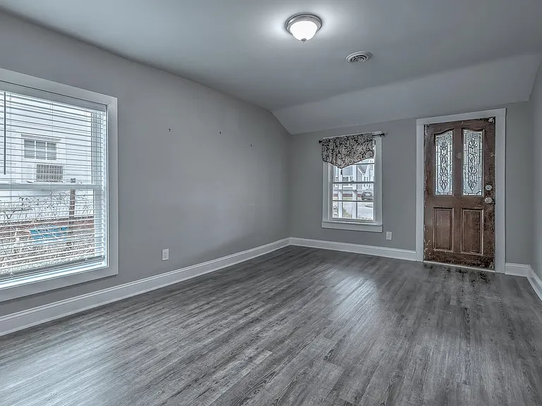 412 Orange St — Photo 5