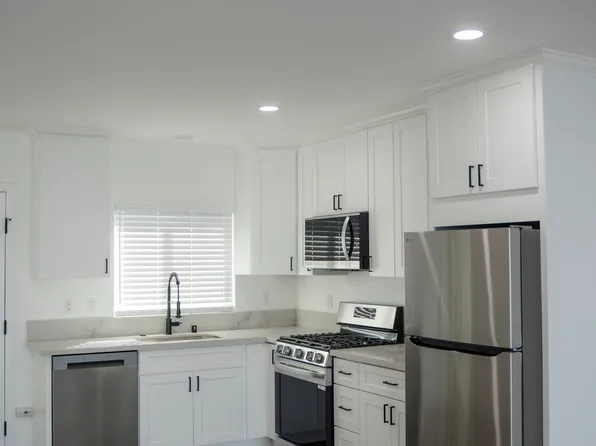340 S El Camino Real Unit B, Oceanside, CA 92058