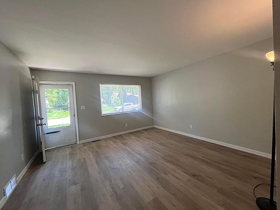 3rd image of 4375 Trindel Way