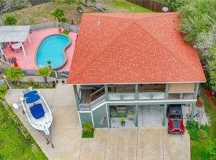 21 Bahama St S, Rockport, TX 78382