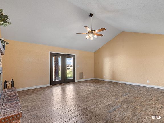 5th image of 3041 Watts Rd