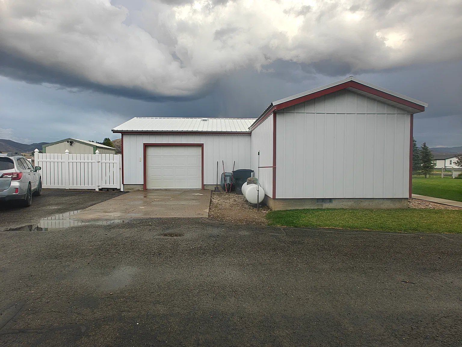 2 bed, 900 sqft, $1,750 — Photo 3