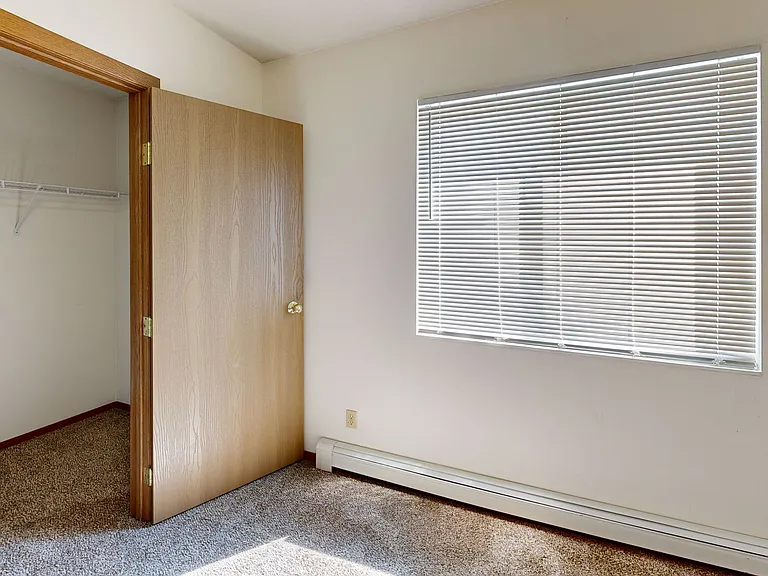 Archway Apartments — Photo 4