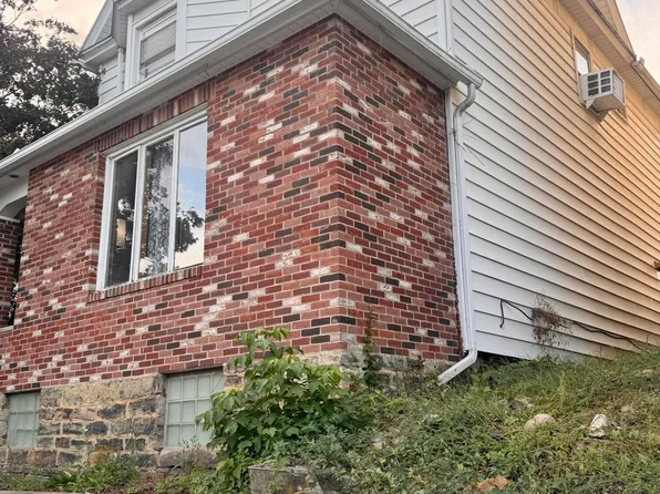 512 22nd Ave, Altoona, PA 16601