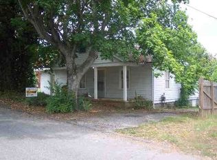 538 4th St, Newport, TN 37821