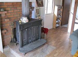 3rd image of 1184 Crags Ln