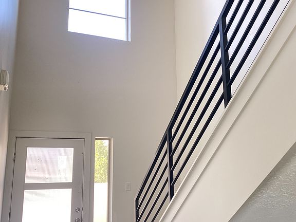 5th image of 127 W Harvest Village Ln