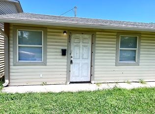 304 S B St, Davis, OK 73030