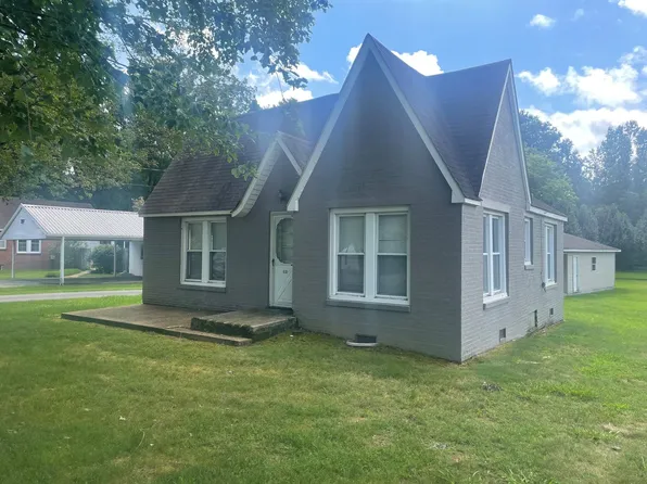 630 Elm St, Martin, TN 38237
