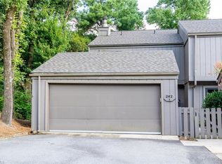 242 Northpoint Ave, High Pt, NC 27262