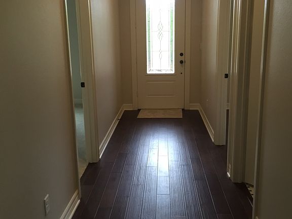 3rd image of 1145 Gardenwood Dr
