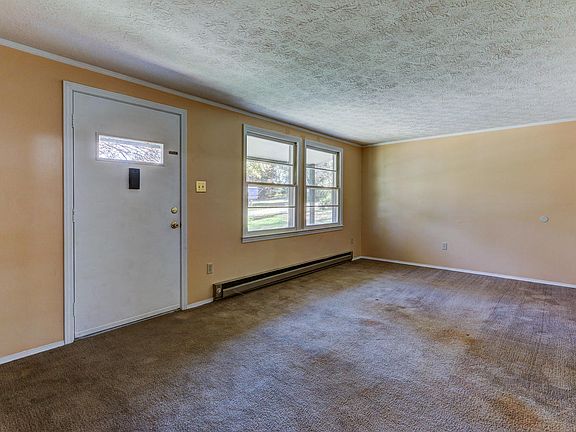 4th image of 311 N Hundley Dr