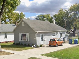 409 W 4th St, Spring Valley, IL 61362