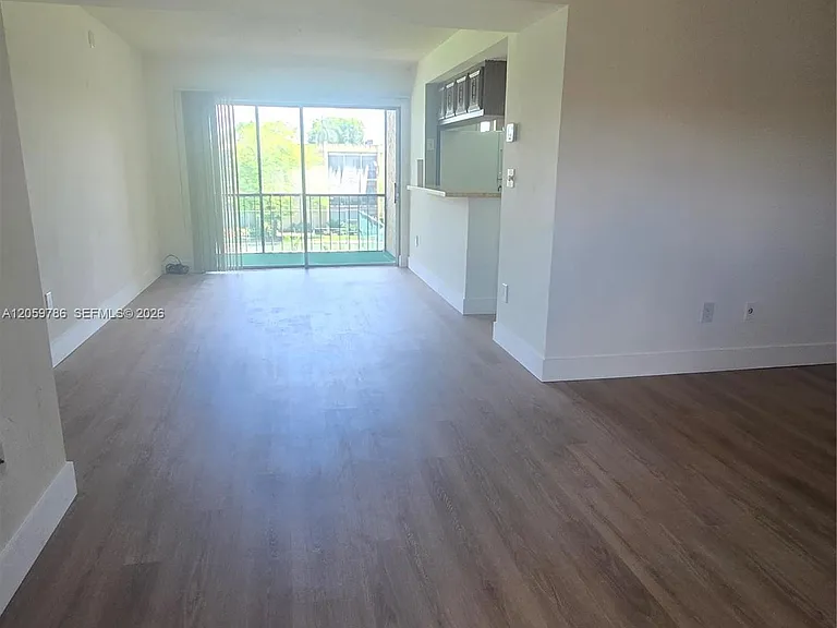 8401 SW 107th Ave #312E — Photo 2