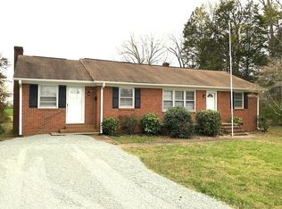 963 Hahn Rd, Burlington, NC 27215