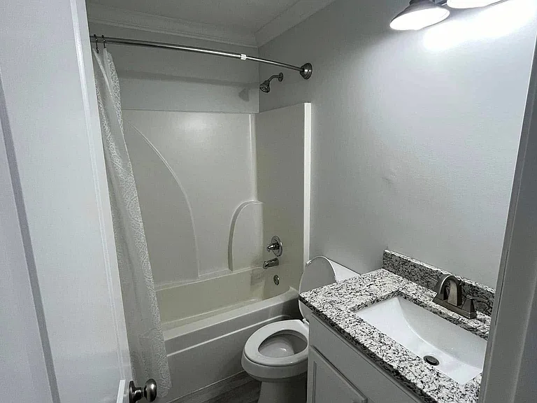 9 Bramblett Dr #A — Photo 7