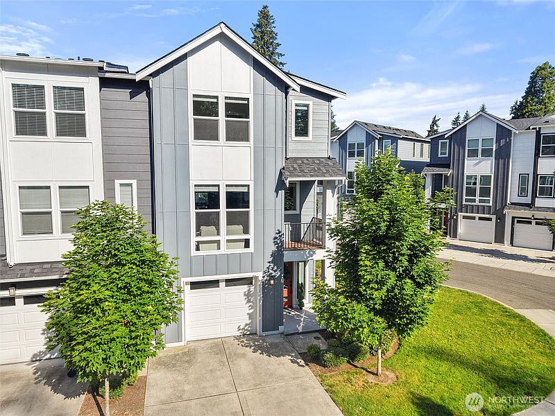 2nd image of 13717 Admiralty Way #H7