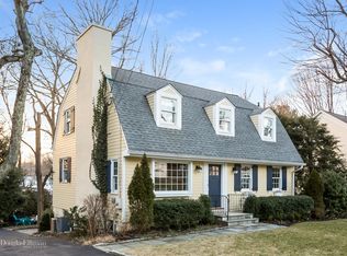 7 Edelweiss Ln, Darien, CT 06820