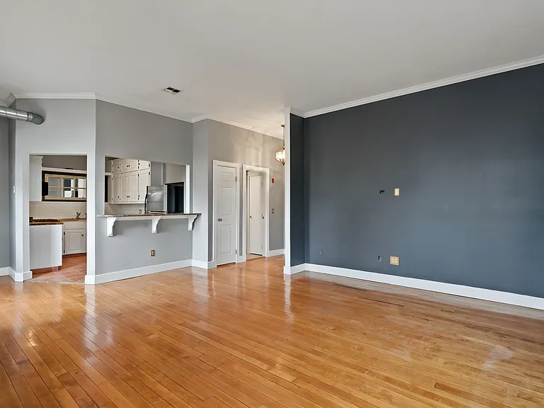 100 Marlborough St #1B — Photo 6