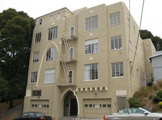 2208 Carroll St APT 303, Oakland, CA 94606