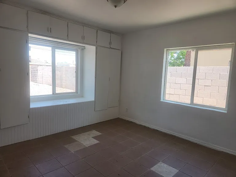 1514 E Roosevelt St — Photo 10