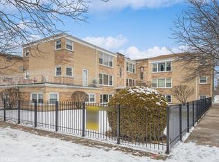 8100 W Addison St APT 1S, Chicago, IL 60634