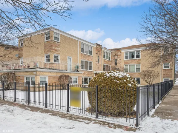 8100 W Addison St APT 1S, Chicago, IL 60634