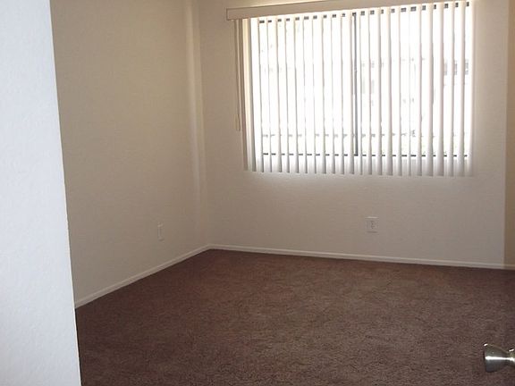 3rd image of 760 E Route 66 APT 14