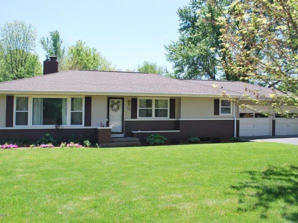 3823 Yew Ave, Kalamazoo, MI 49006