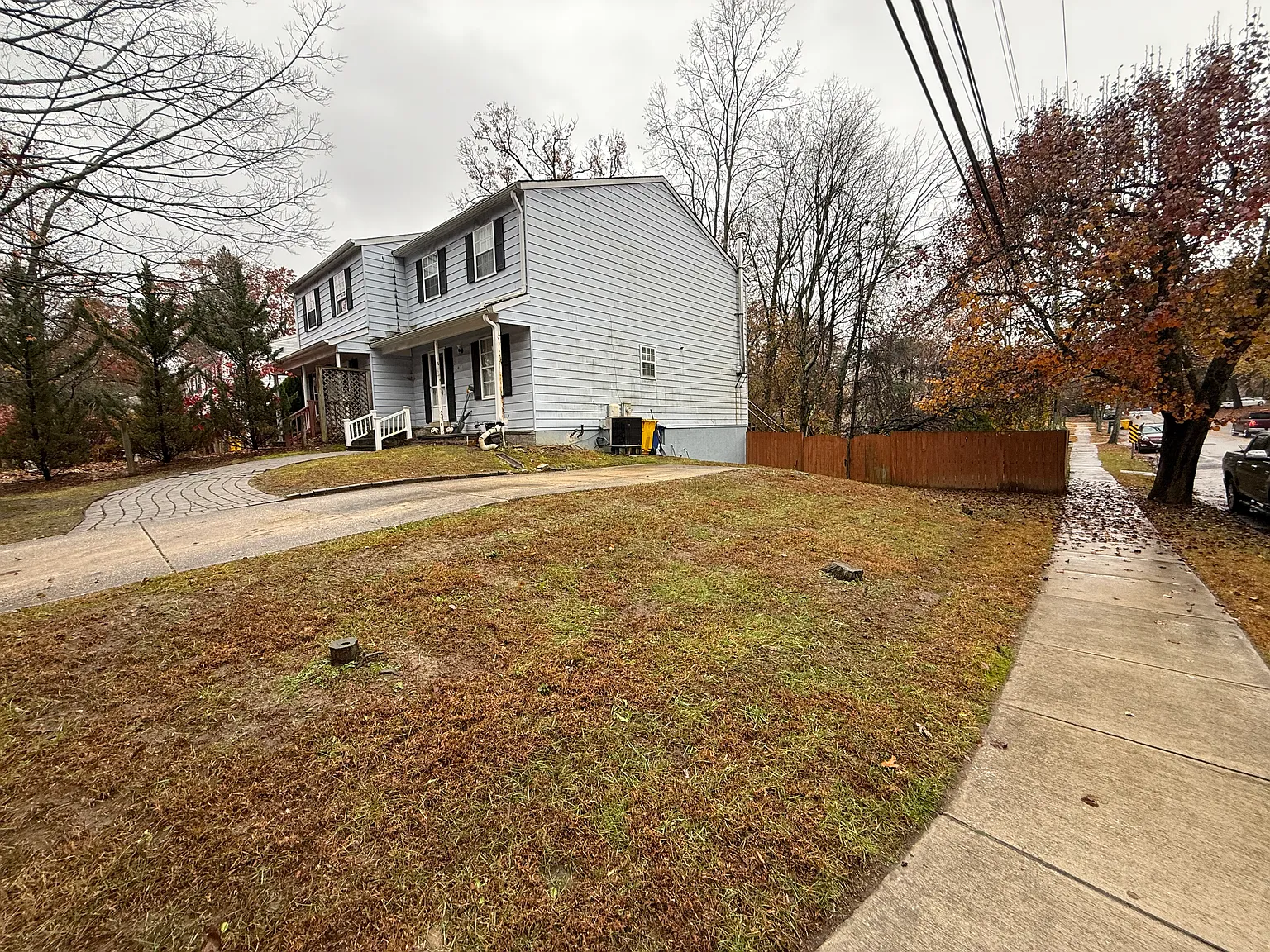 601 Whittier Pkwy — Photo 2