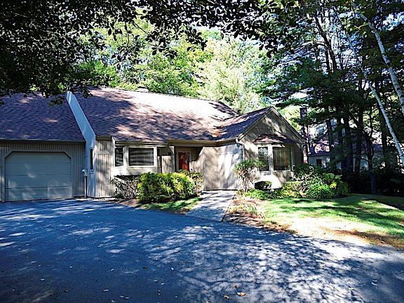 2nd image of 16 Wildwood Drive #16