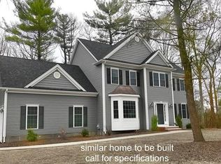 7 Knoll Dr, Norfolk, MA 02056
