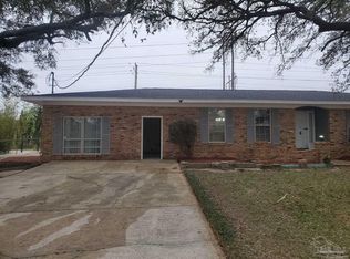 1837 Broyhill Ct, Pensacola, FL 32526