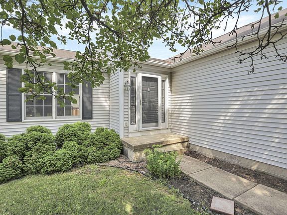 3rd image of 4037 Gallatin Dr