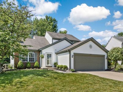 8975 Newmills Ln, Lewis Center, OH, 43035