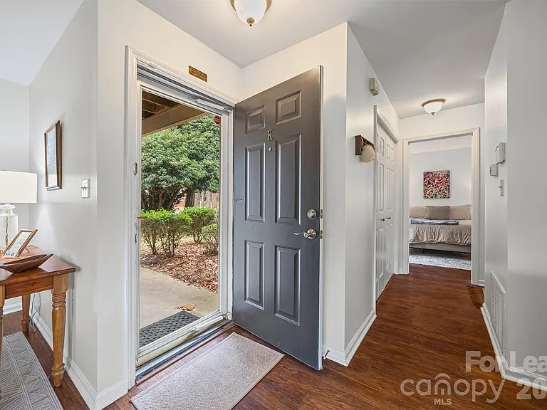 5003 Sharon Rd #K — Photo 4